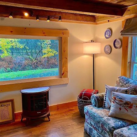 Charming 120-Year-Old Farmhouse By The Creek. Starlight Kültér fotó